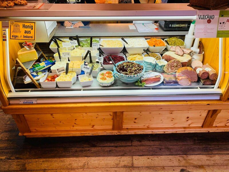 heurigen-buffet